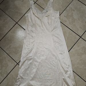 Maidenform Cream Chemise Silky Slip Intimates